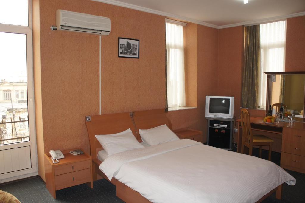 Boyuk Gala Hotel Baku Room photo